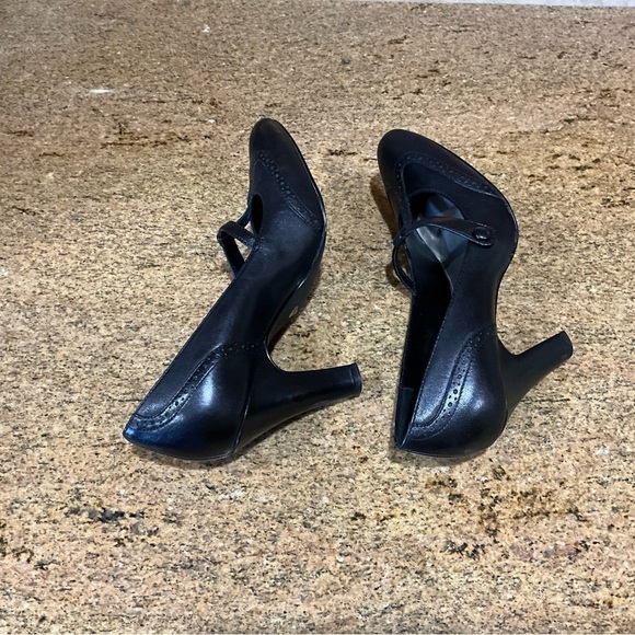 Worthington Black Leather MaryJane Heels 6M Never Worn - Picture 4 of 5